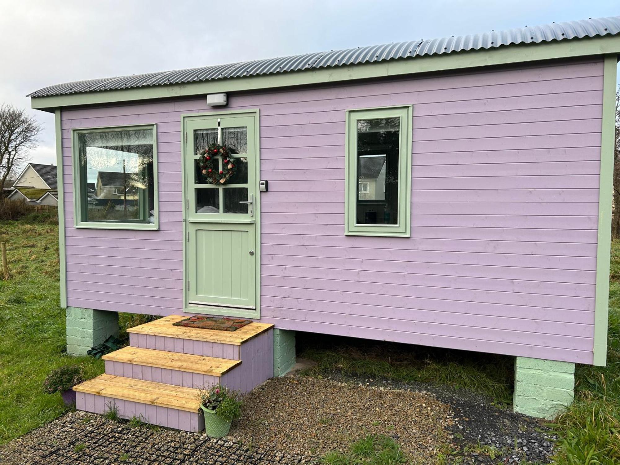 Market Street Shepherd'S Hut Leitrim Dromahair Dış mekan fotoğraf